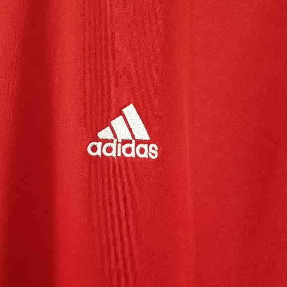 Adidas red men's workout top shortsleev size small - Picture 4 of 4